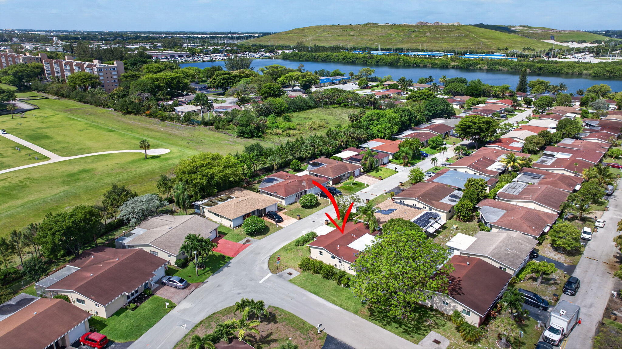 CRYSTAL LAKE 4TH SEC - Residential