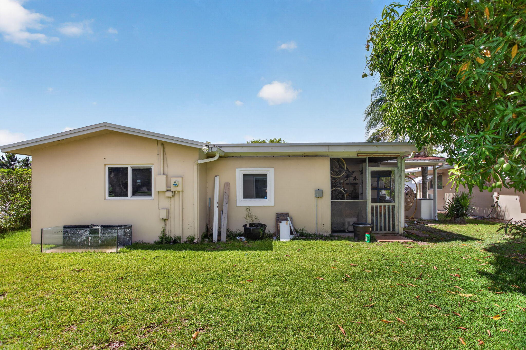 CRYSTAL LAKE 4TH SEC - Residential