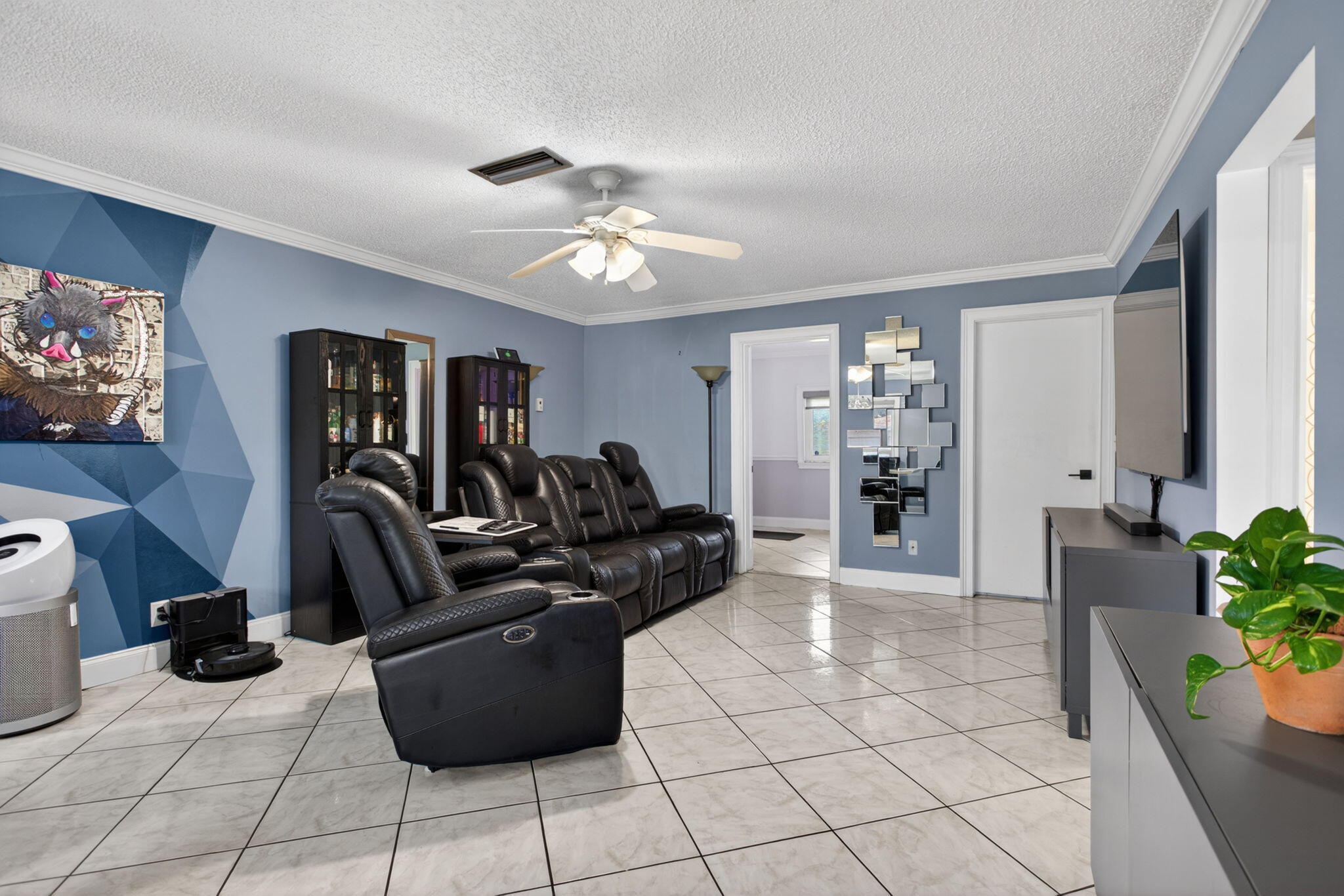CRYSTAL LAKE 4TH SEC - Residential
