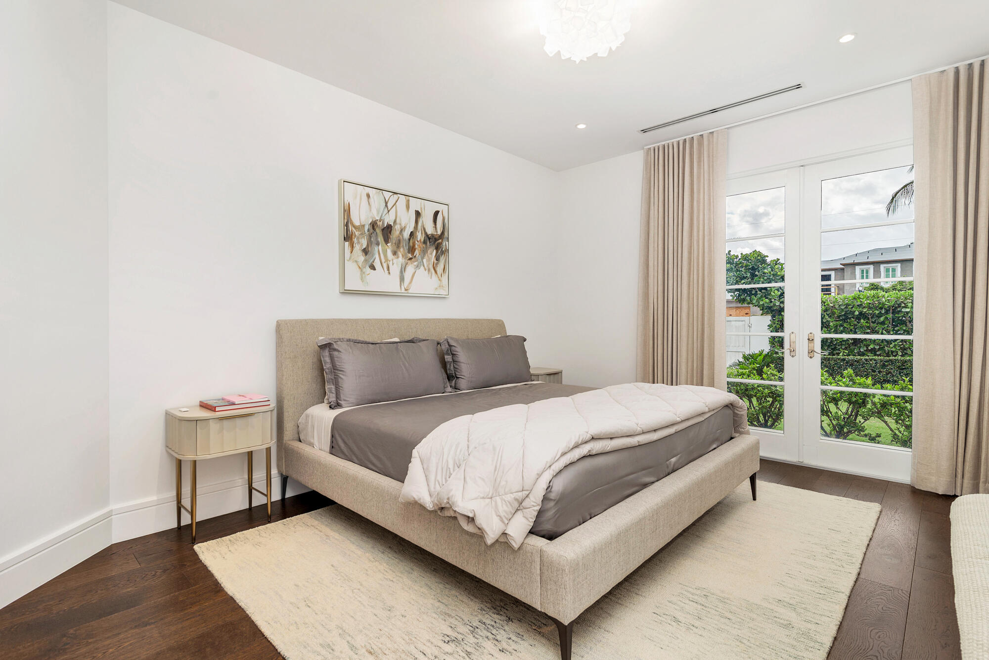 EL ENCANTO - Residential