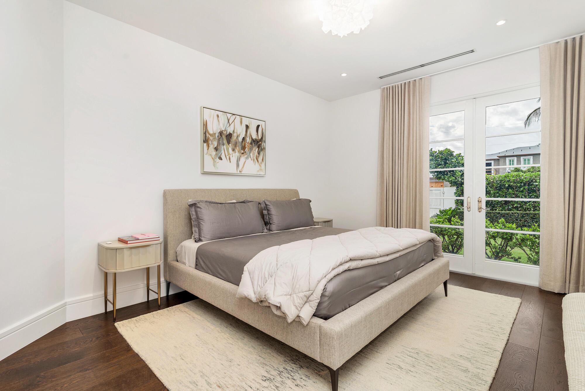 EL ENCANTO - Residential