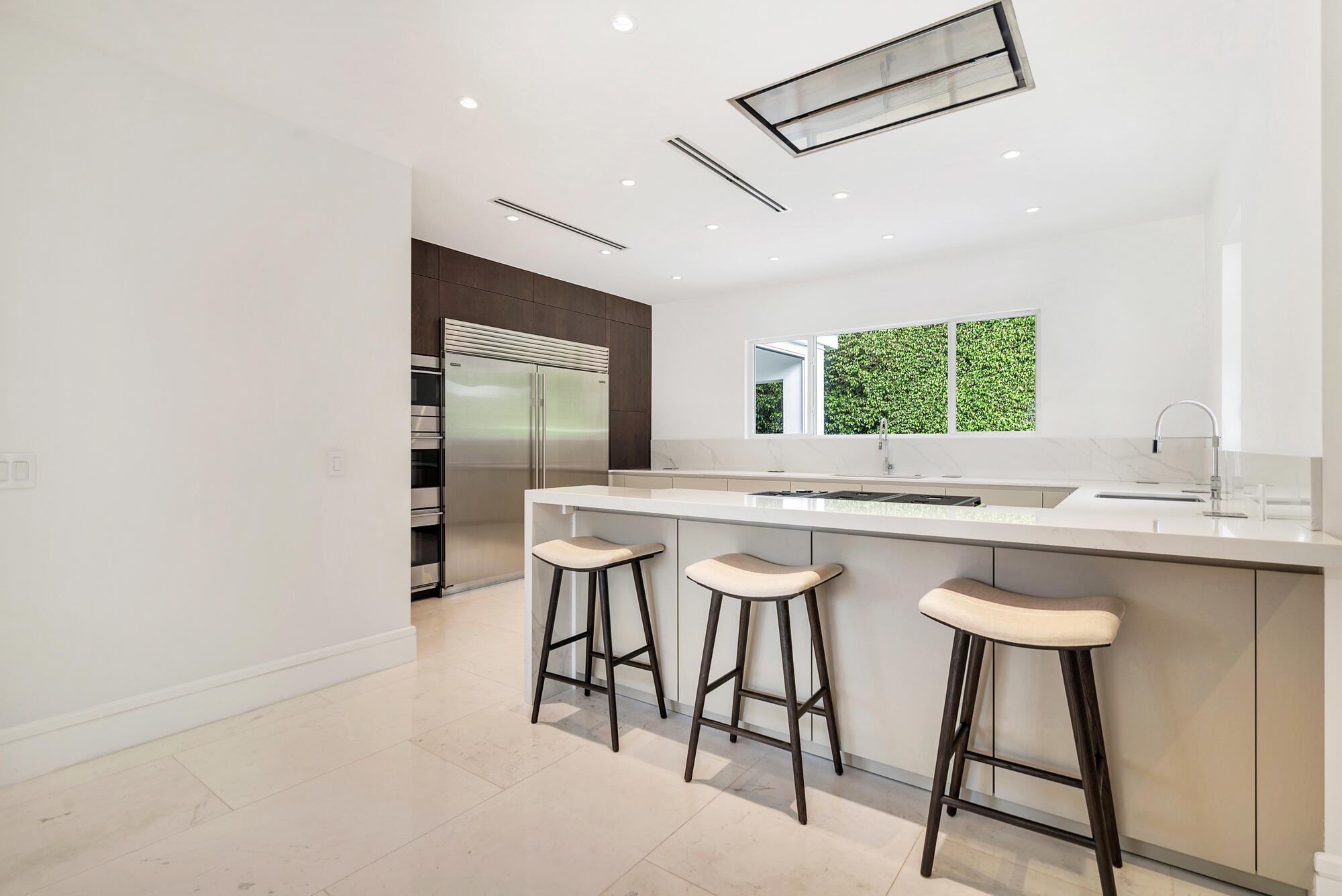 EL ENCANTO - Residential