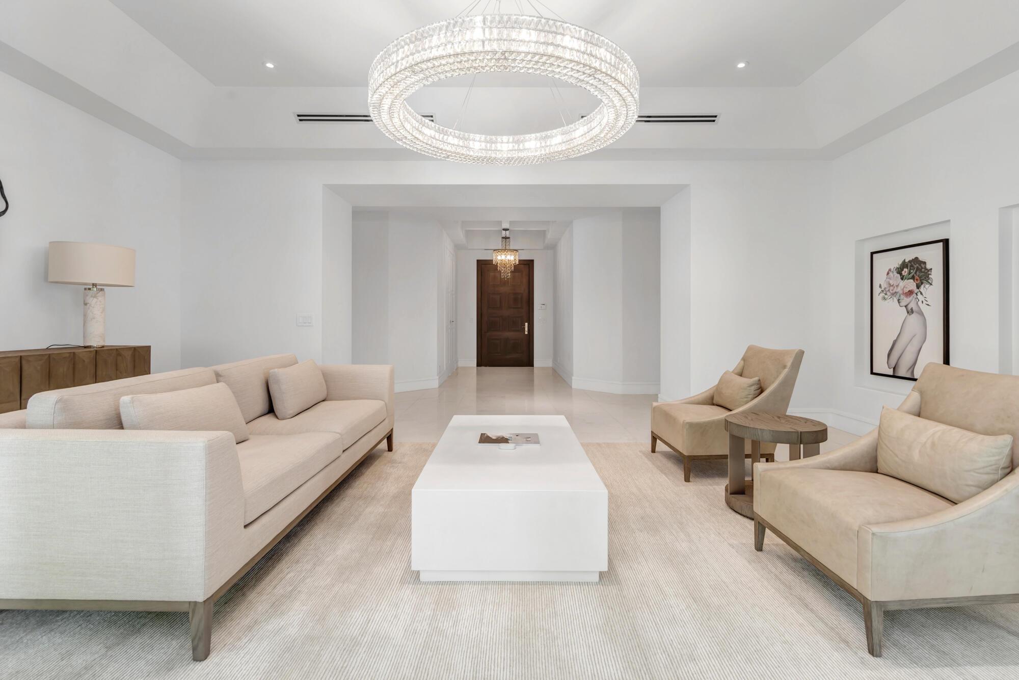 EL ENCANTO - Residential