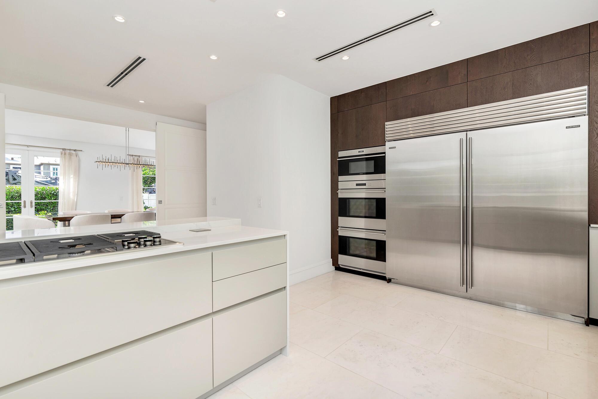 EL ENCANTO - Residential