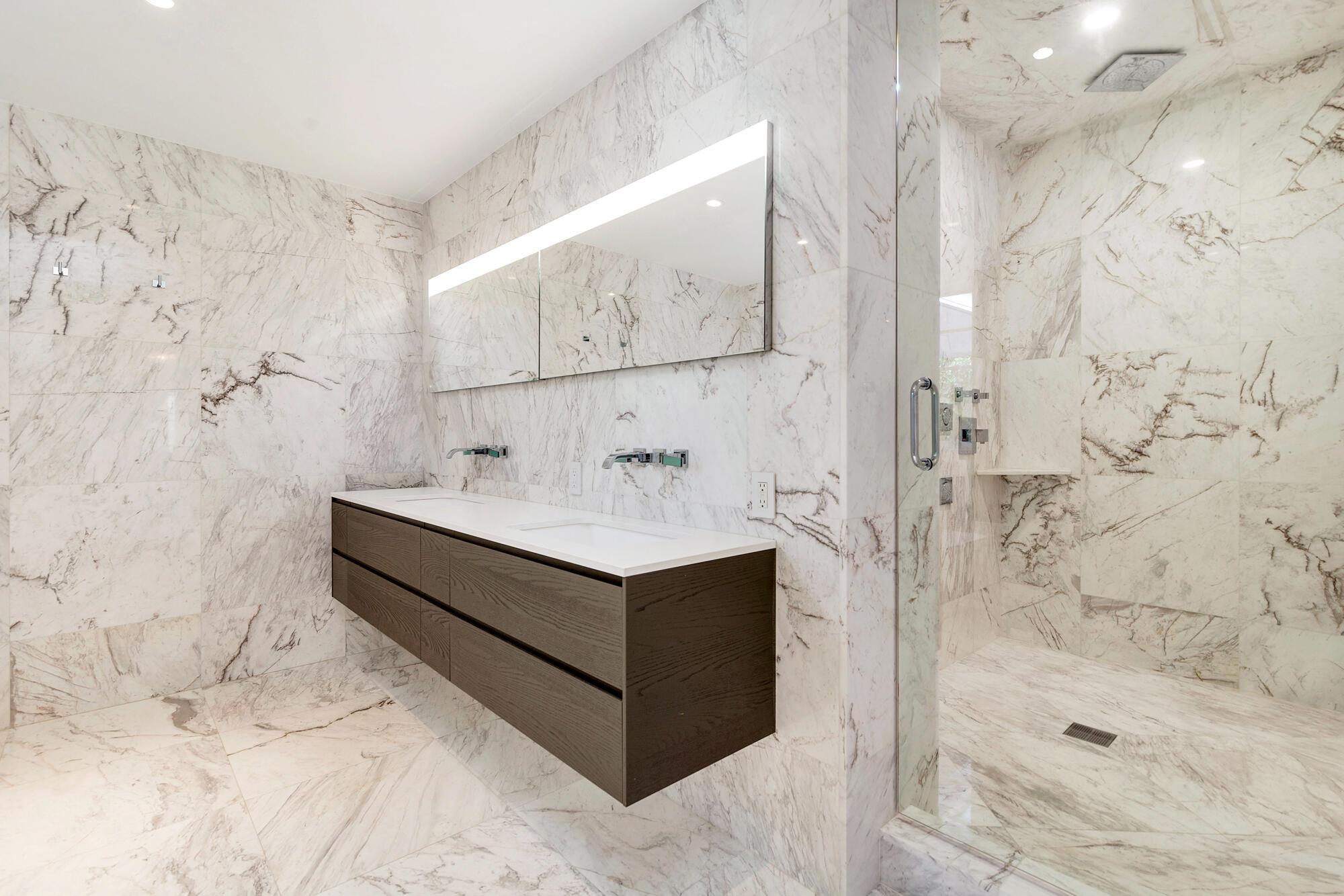 EL ENCANTO - Residential