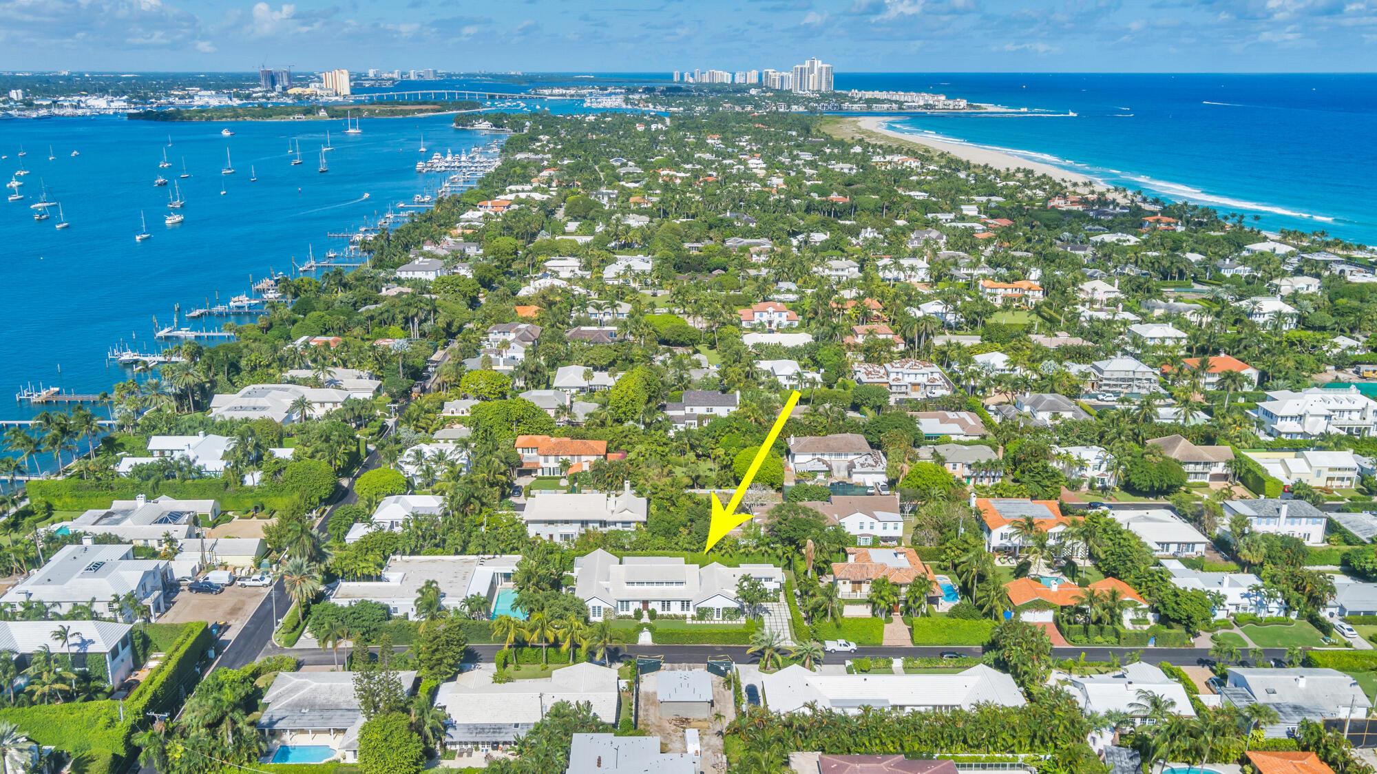 EL ENCANTO - Residential