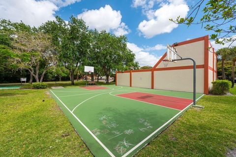 Tiny photo for 65 Centennial Court, Deerfield Beach, FL 33442 (MLS # B26016456)