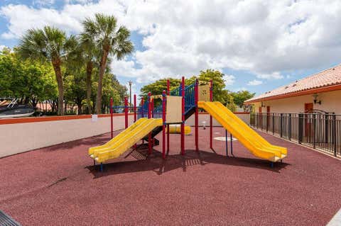 Tiny photo for 65 Centennial Court, Deerfield Beach, FL 33442 (MLS # B26016456)