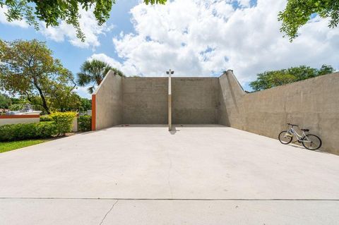 Tiny photo for 65 Centennial Court, Deerfield Beach, FL 33442 (MLS # B26016456)