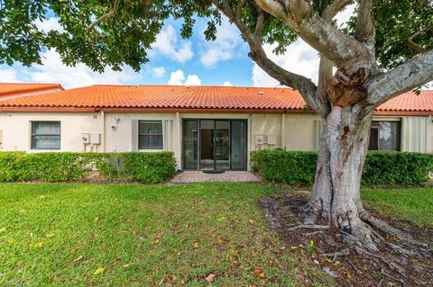 Tiny photo for 65 Centennial Court, Deerfield Beach, FL 33442 (MLS # B26016456)