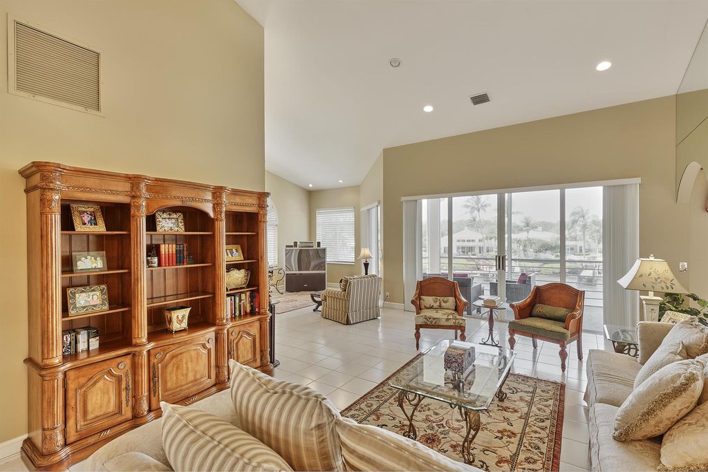 Photo of 392 Spyglass Way, Jupiter, FL 33477 (MLS # R11087096)