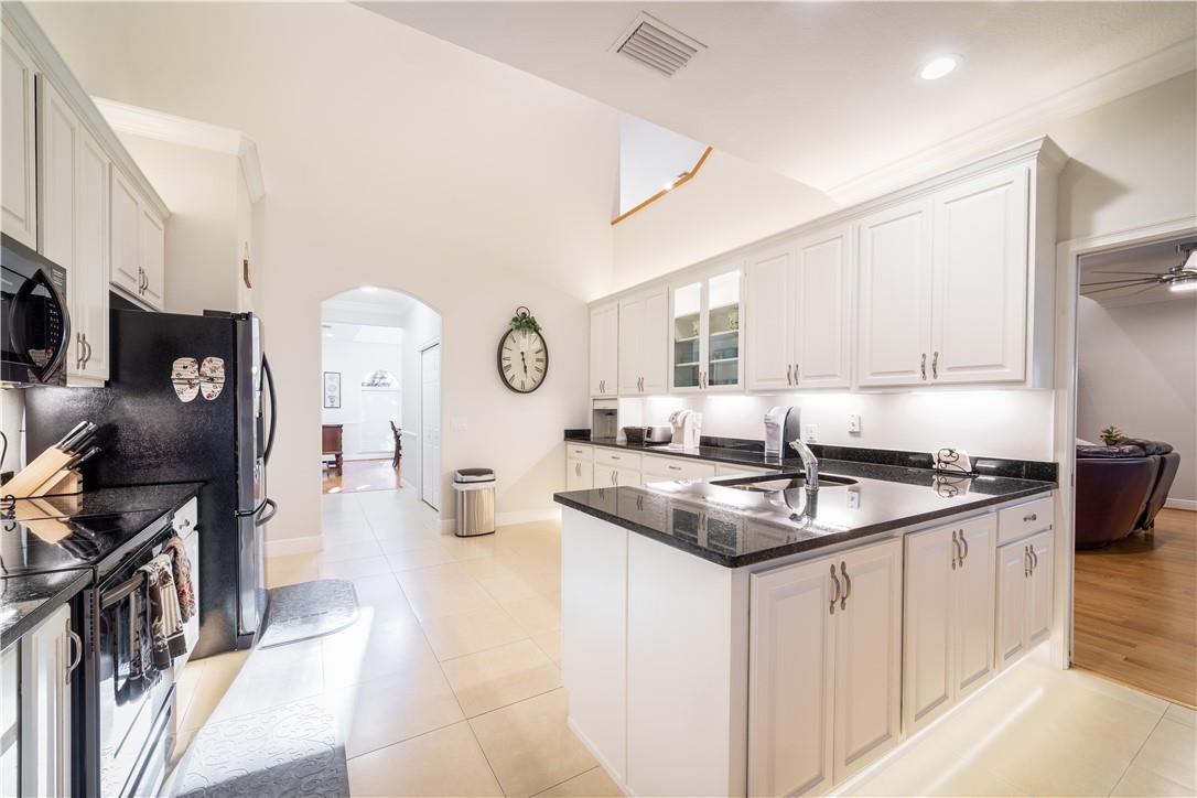 LAKE JUNE POINTE - Residential