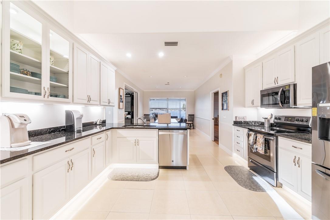 LAKE JUNE POINTE - Residential