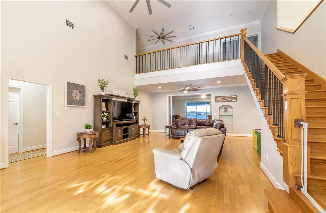 LAKE JUNE POINTE - Residential