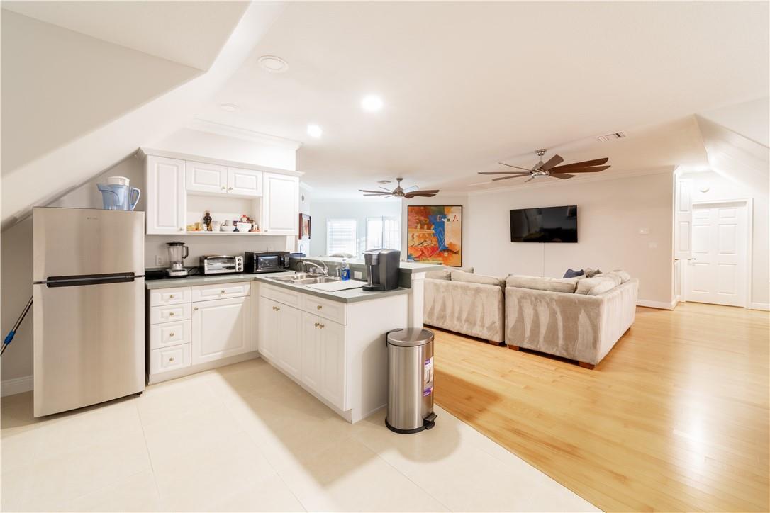 LAKE JUNE POINTE - Residential