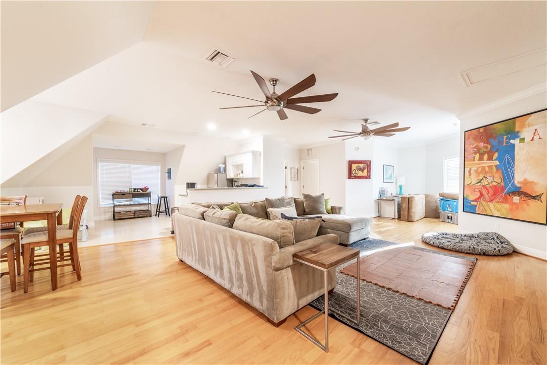 LAKE JUNE POINTE - Residential