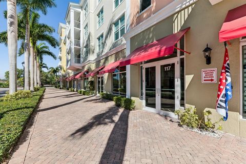 117 Moorings Drive 38-39 Lantana FL 33462