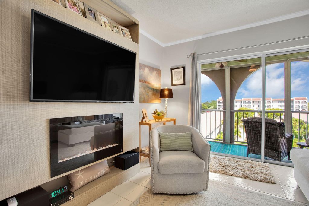 Photo of 250 NE 20th Street #5240, Boca Raton, FL 33431 (MLS # R11141312)