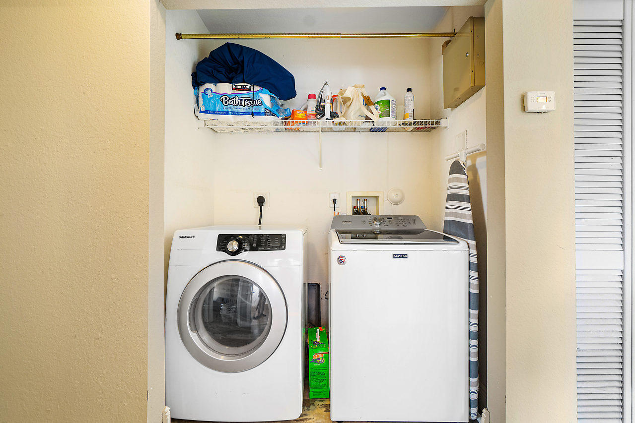 VICTORIA WOODS 4 - Residential