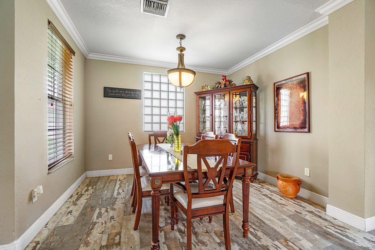 VICTORIA WOODS 4 - Residential