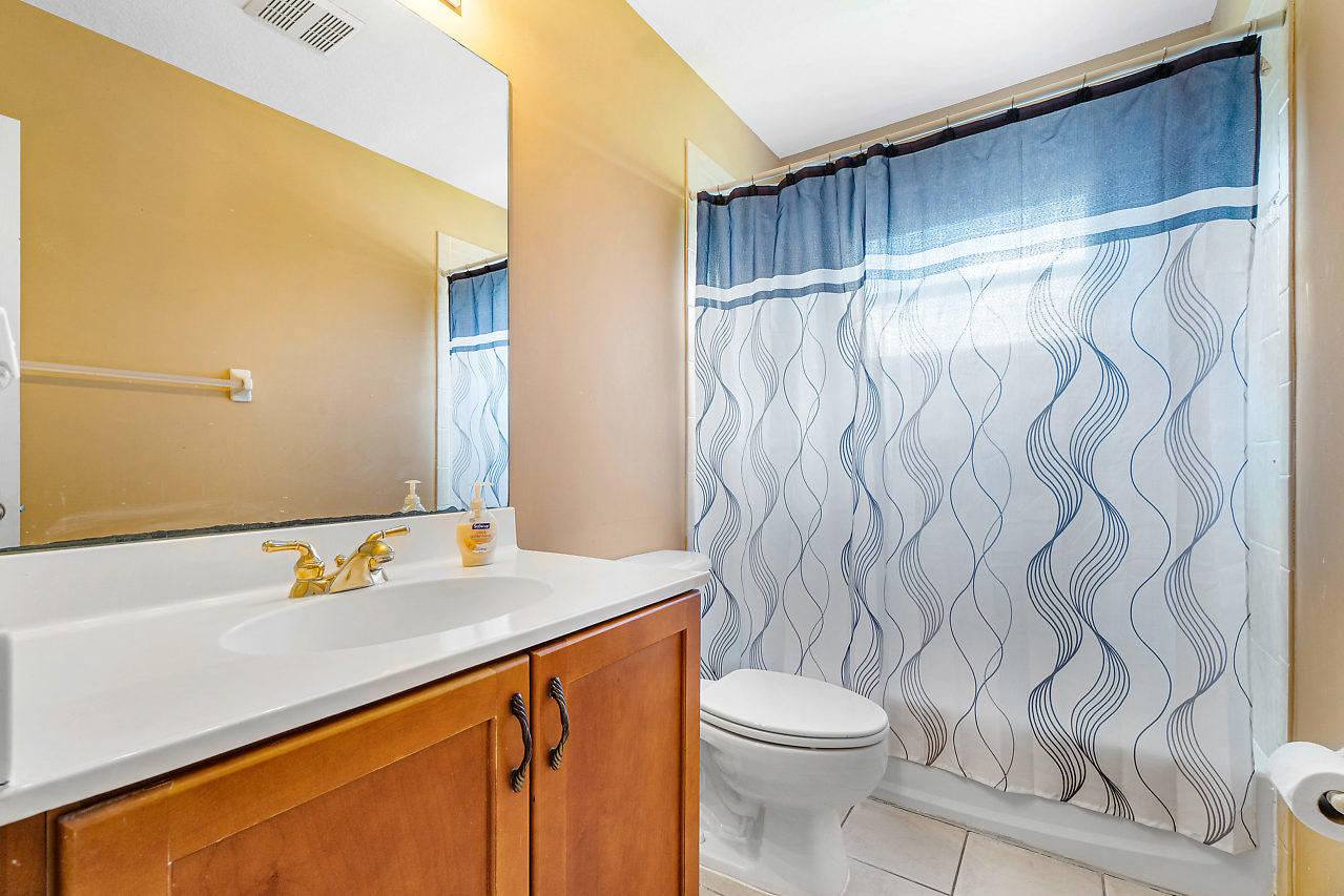 VICTORIA WOODS 4 - Residential