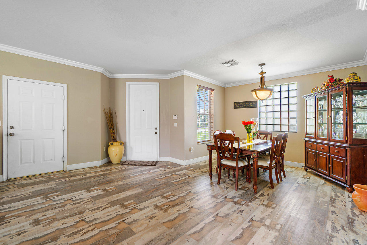 VICTORIA WOODS 4 - Residential