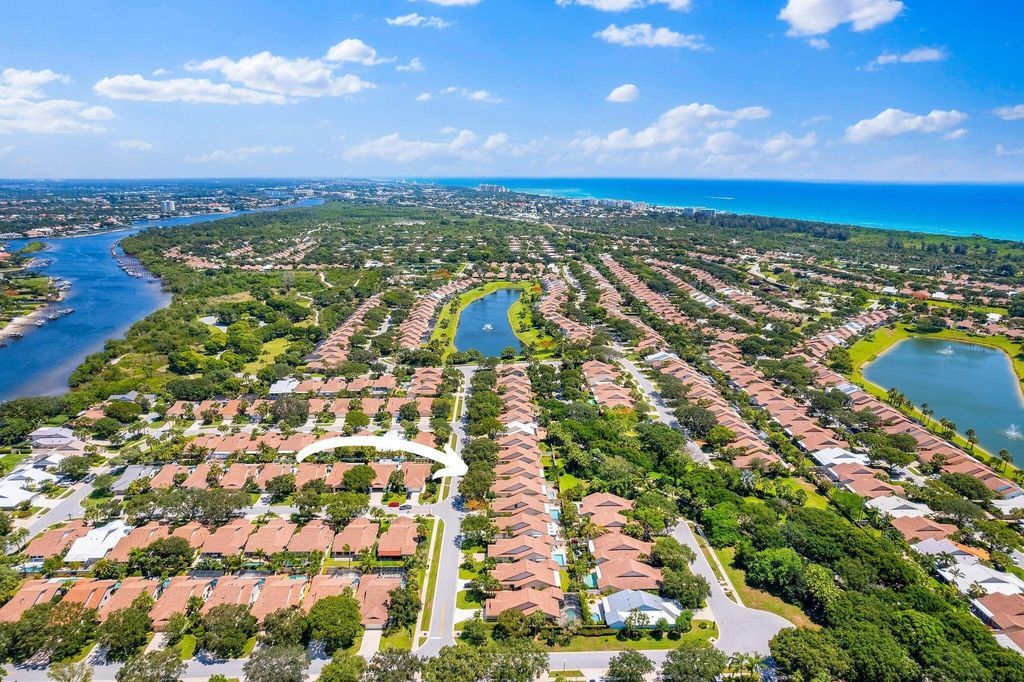 Photo of 119 Harbourside Circle, Jupiter, FL 33477 (MLS # R10803451)