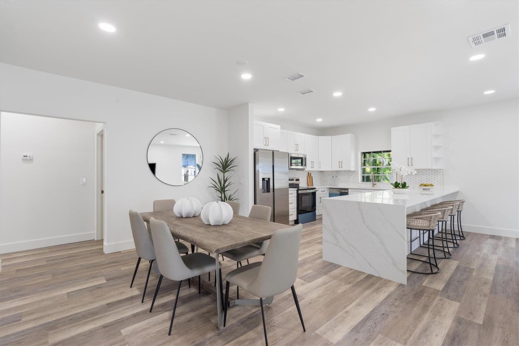 Photo of 102 Sims Creek Court, Jupiter, FL 33458 (MLS # F10539406)