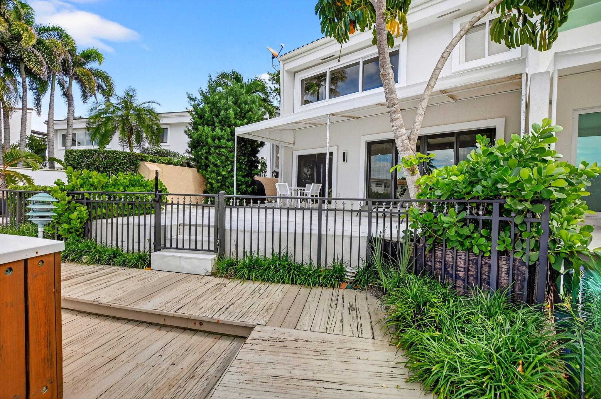 Camino Cove - Residential