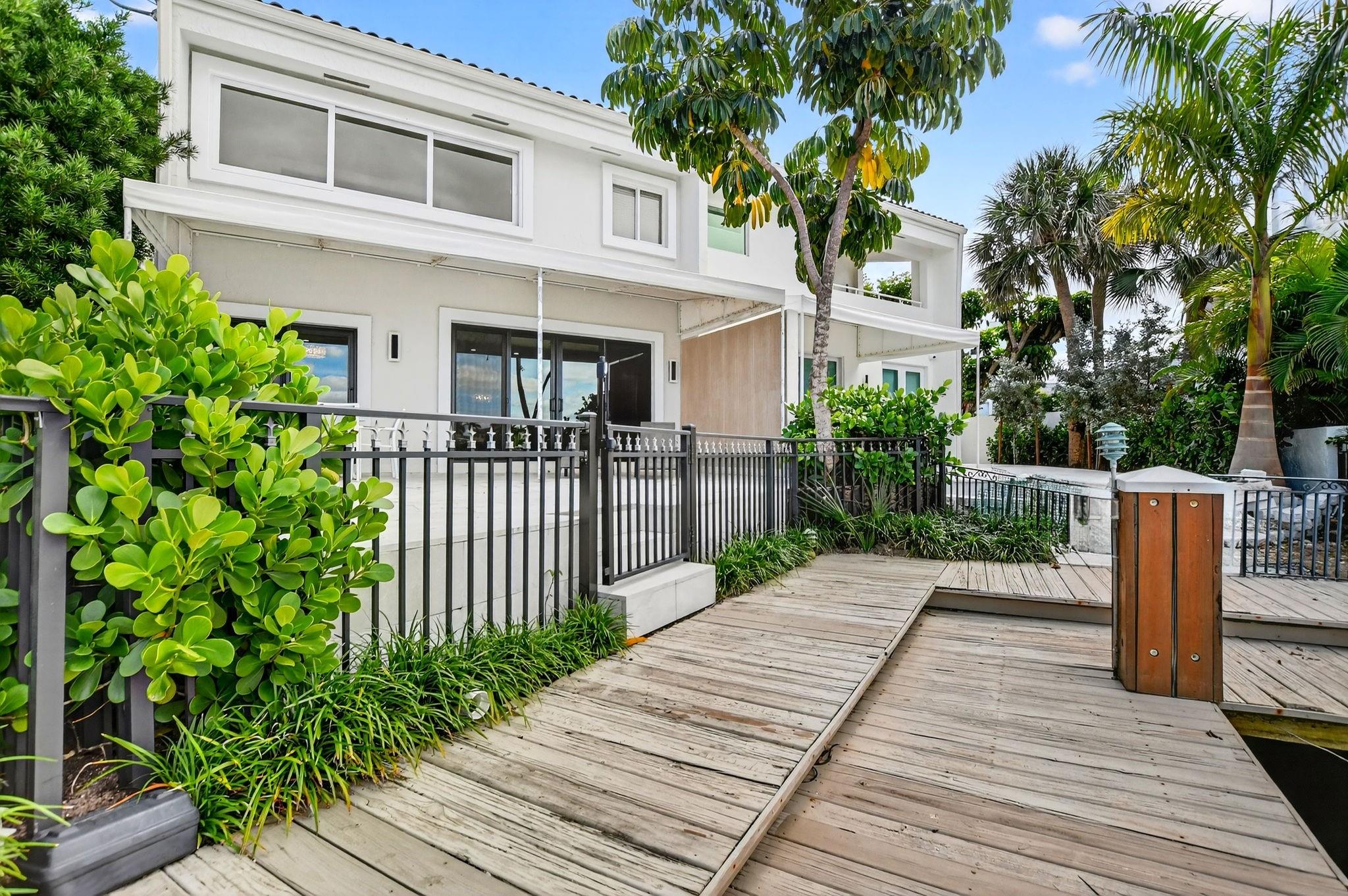 Camino Cove - Residential