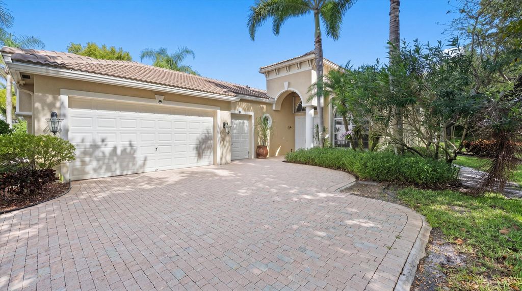 Photo of 10689 Northgreen Drive, Lake Worth, FL 33449 (MLS # B26032035)