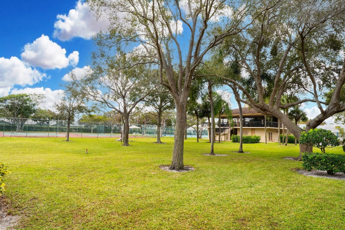 BOCA TEECA CONDO 10 - Residential