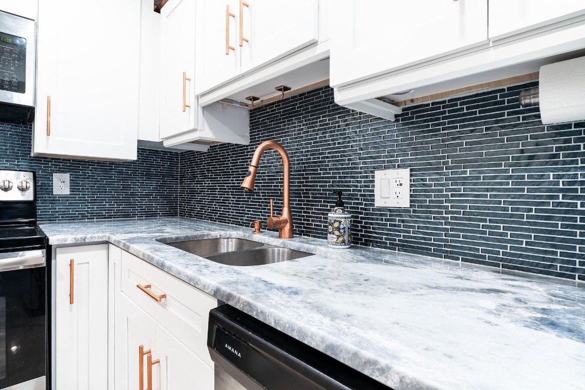 BOCA TEECA CONDO 10 - Residential