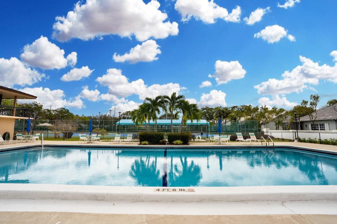 BOCA TEECA CONDO 10 - Residential