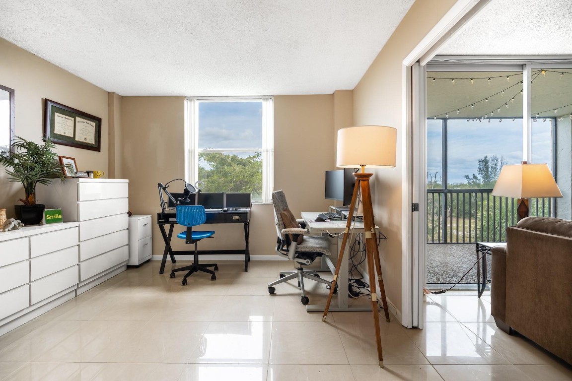 BOCA TEECA CONDO 10 - Residential