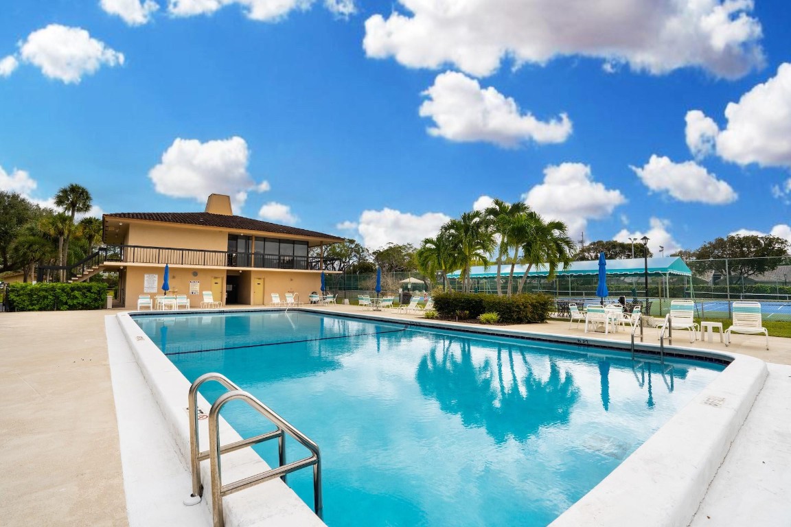 BOCA TEECA CONDO 10 - Residential