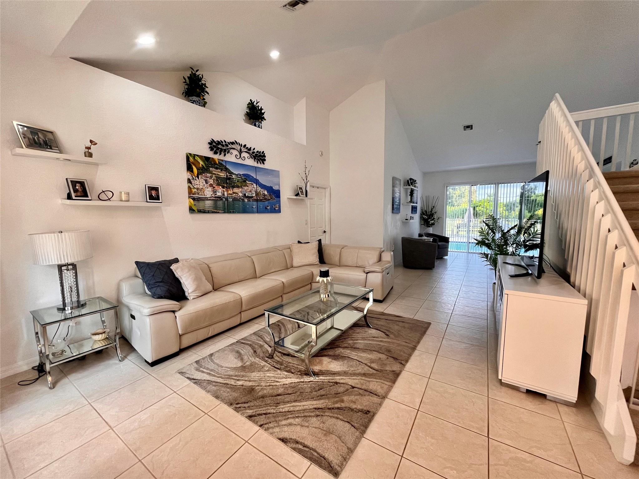 HIDDEN VALLEY SEC 4 - Residential