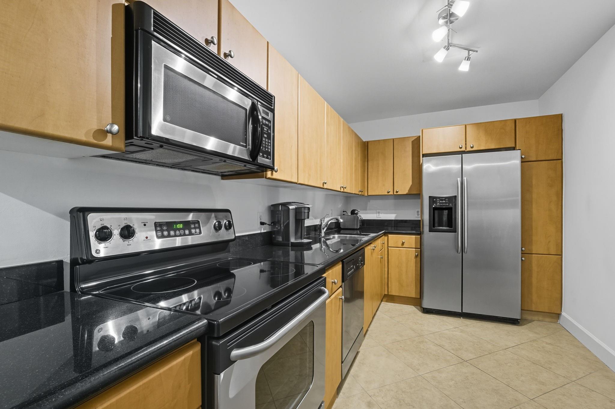 401 69th St 1613