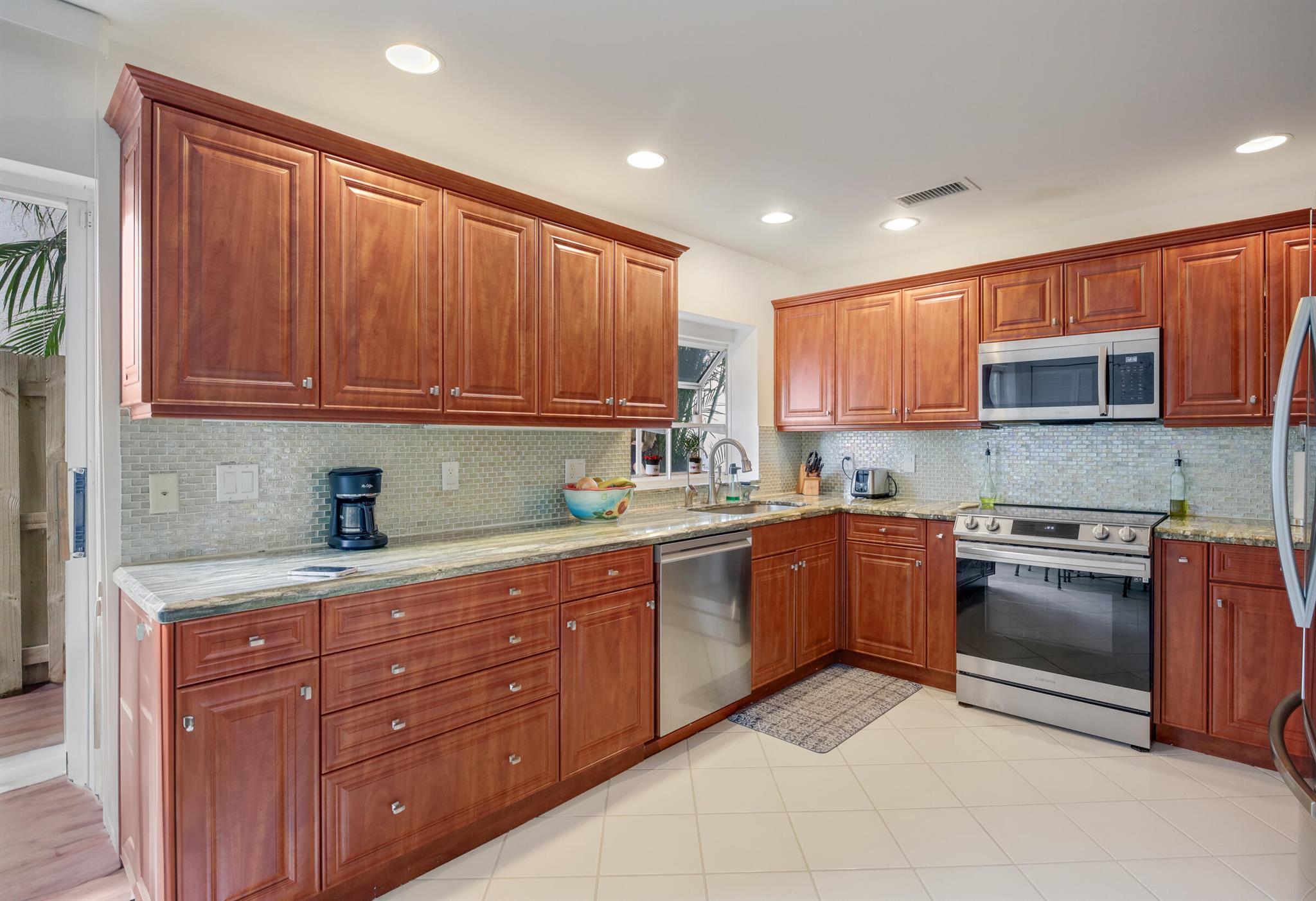 11570 Briarwood Circle 1