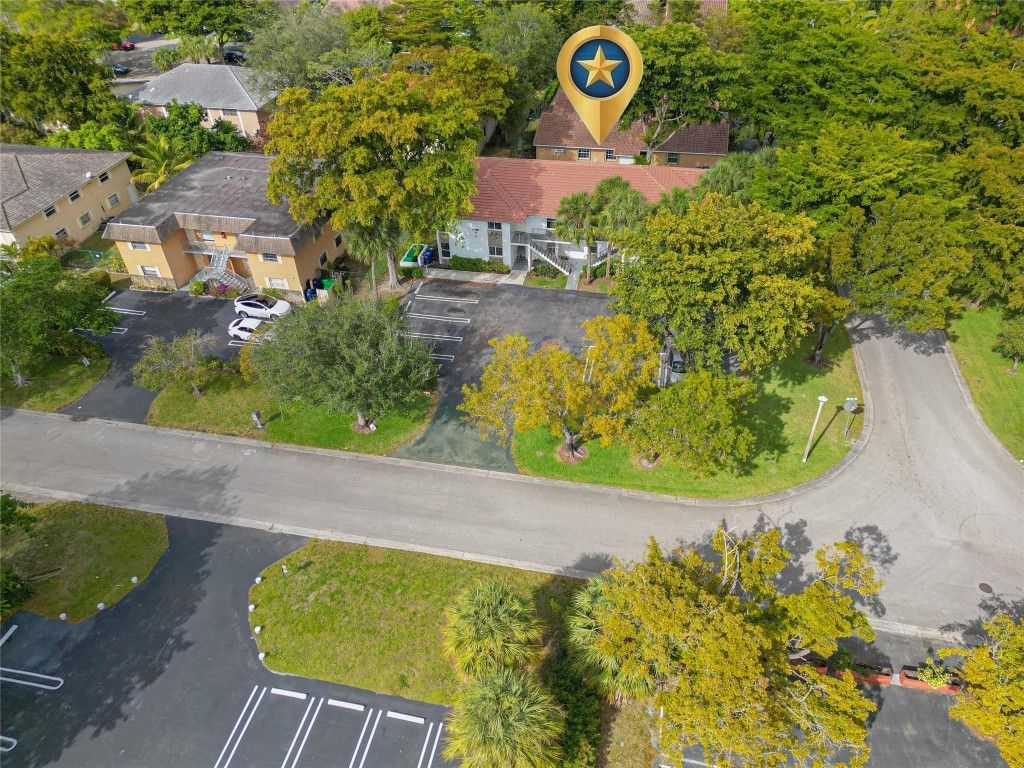 Photo of 10201 NW 35th Street, Coral Springs, FL 33065 (MLS # F10548525)