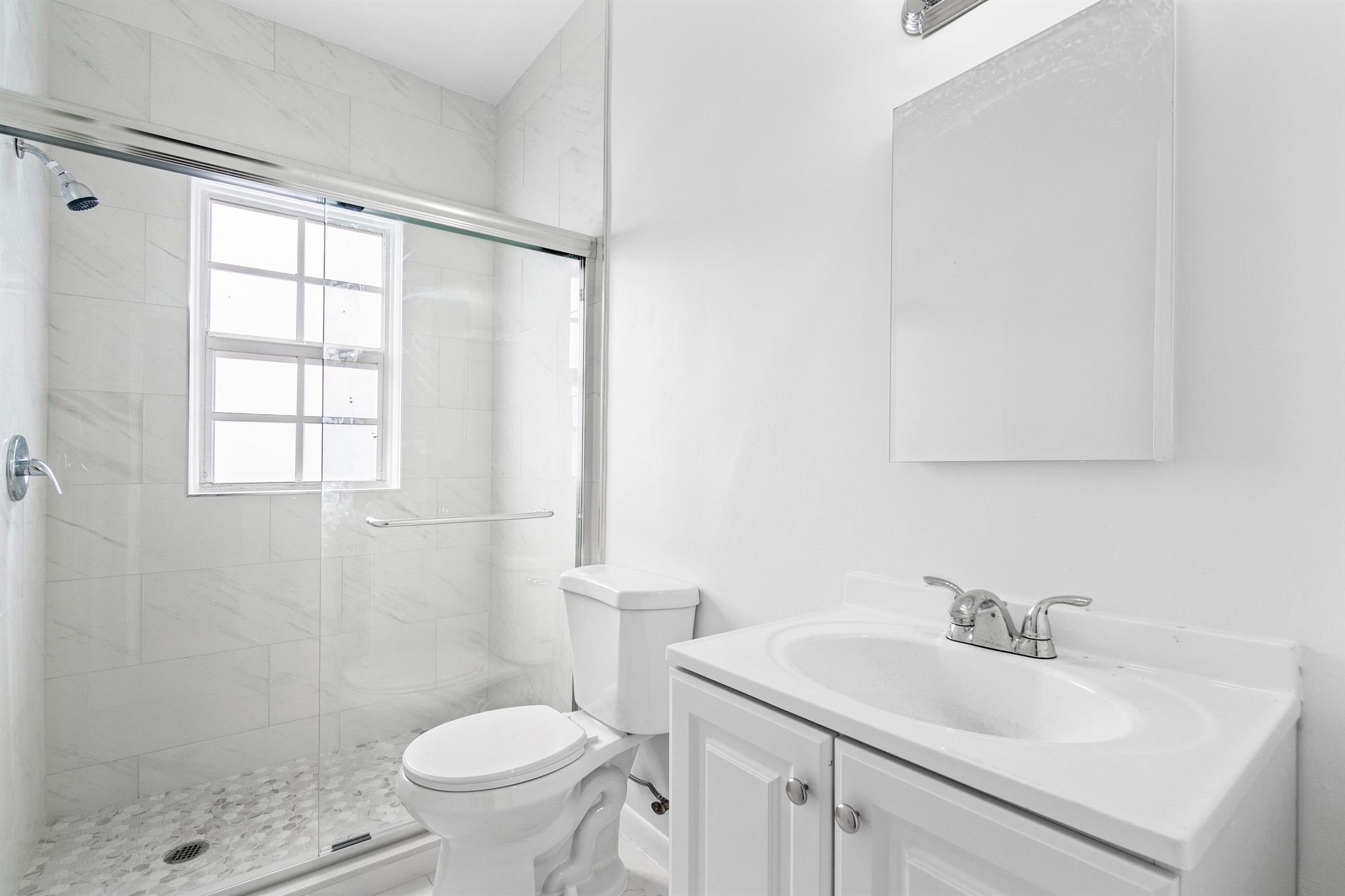 GRANDVIEW HEIGHTS - Residential Lease