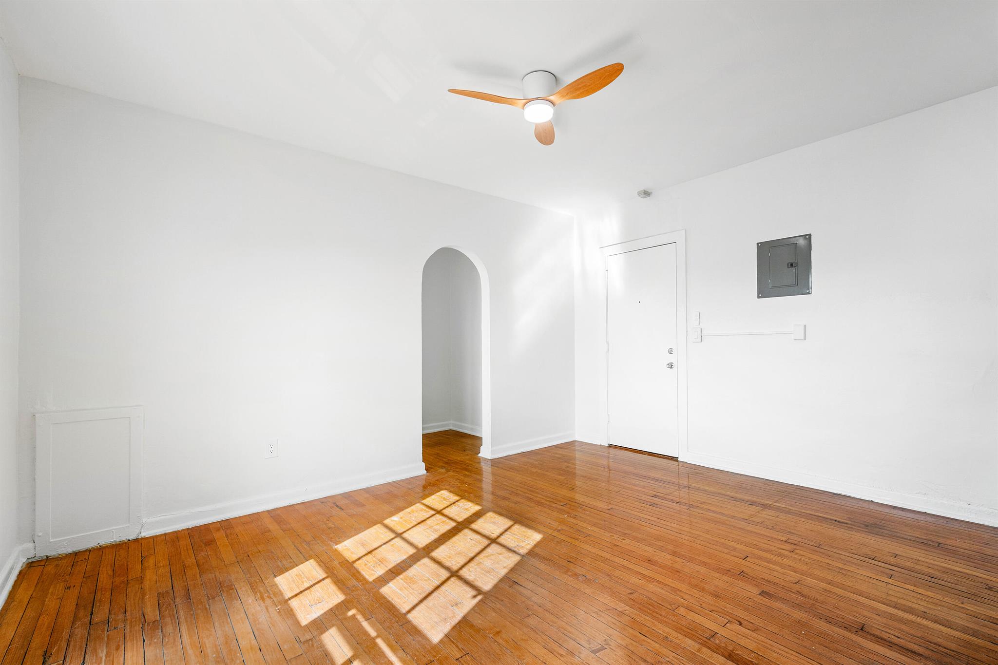 GRANDVIEW HEIGHTS - Residential Lease