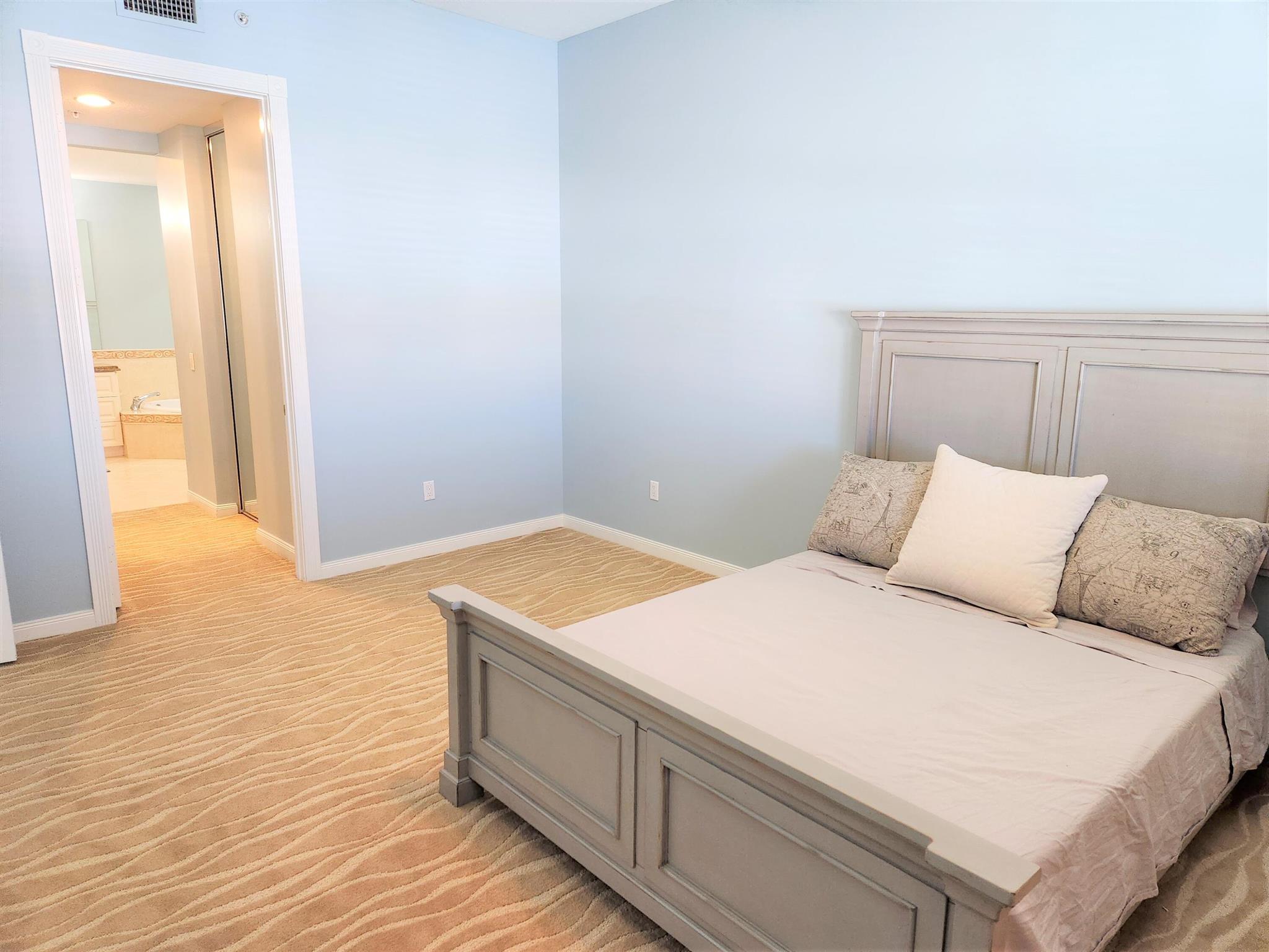 Harbour Isle East - Residential Lease