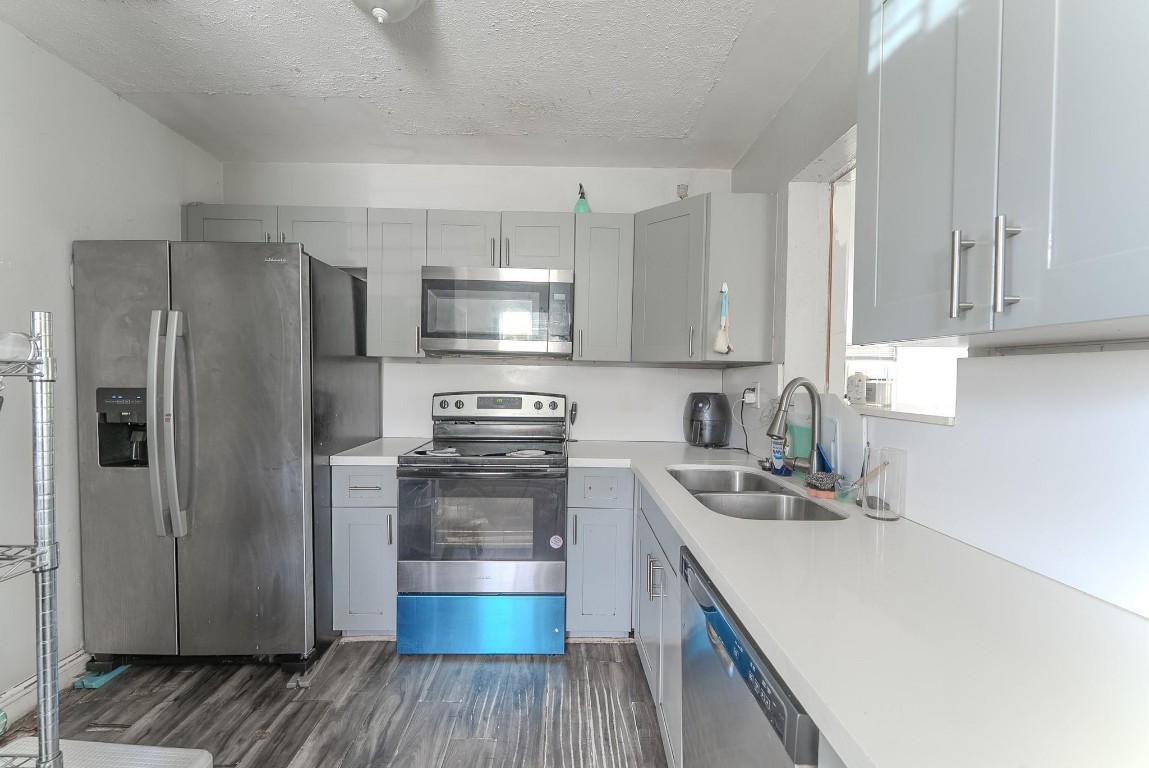 EVERGLADES SUGAR & LAND C - Residential