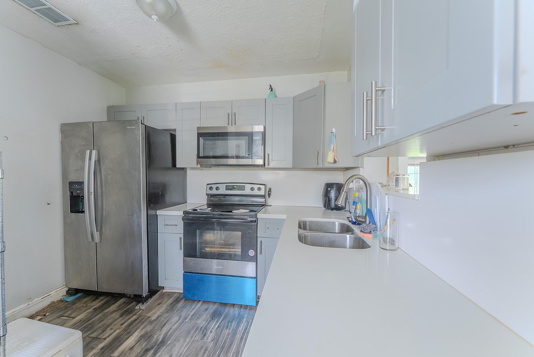 EVERGLADES SUGAR & LAND C - Residential