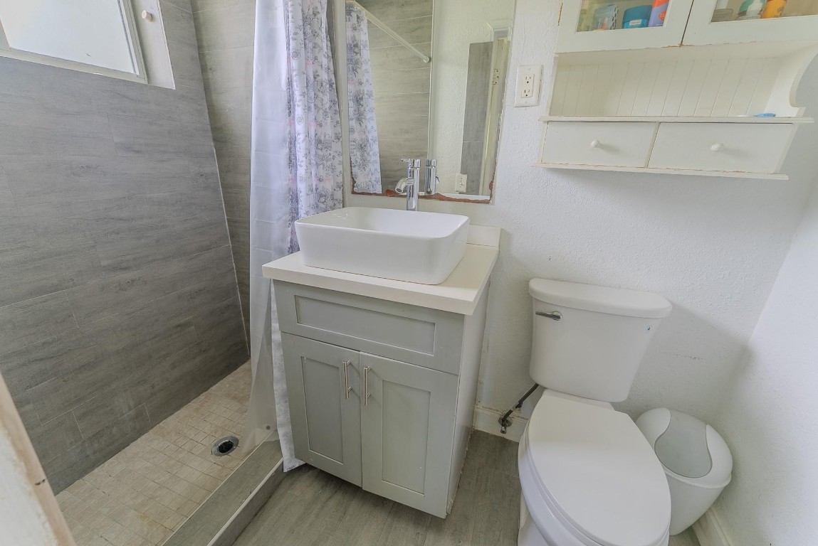 EVERGLADES SUGAR & LAND C - Residential