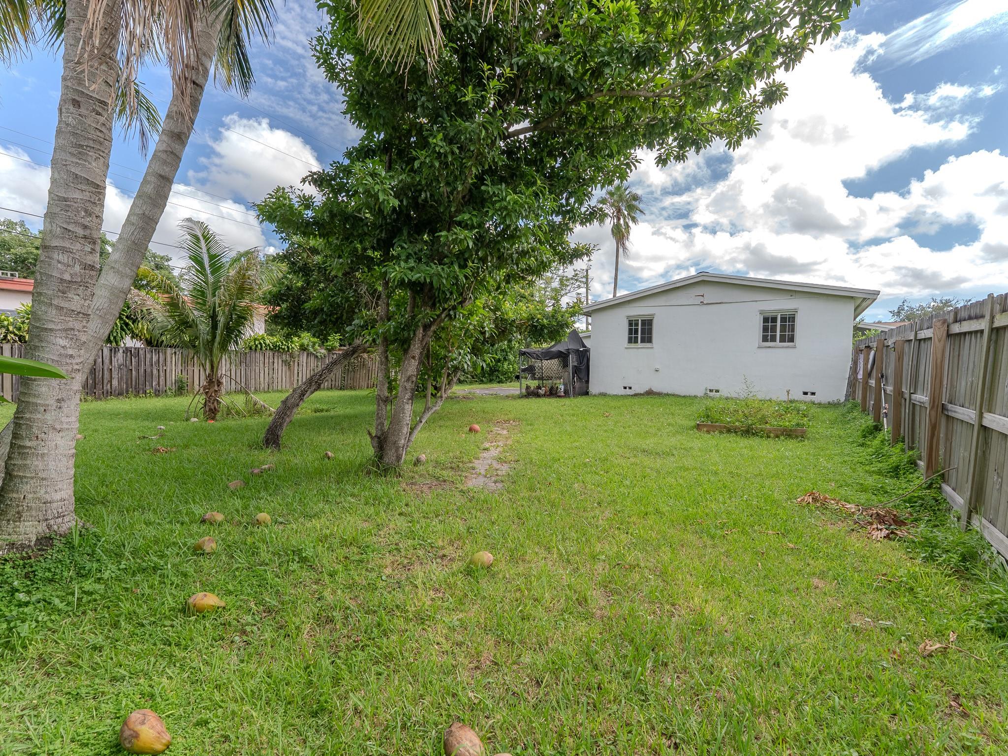EVERGLADES SUGAR & LAND C - Residential
