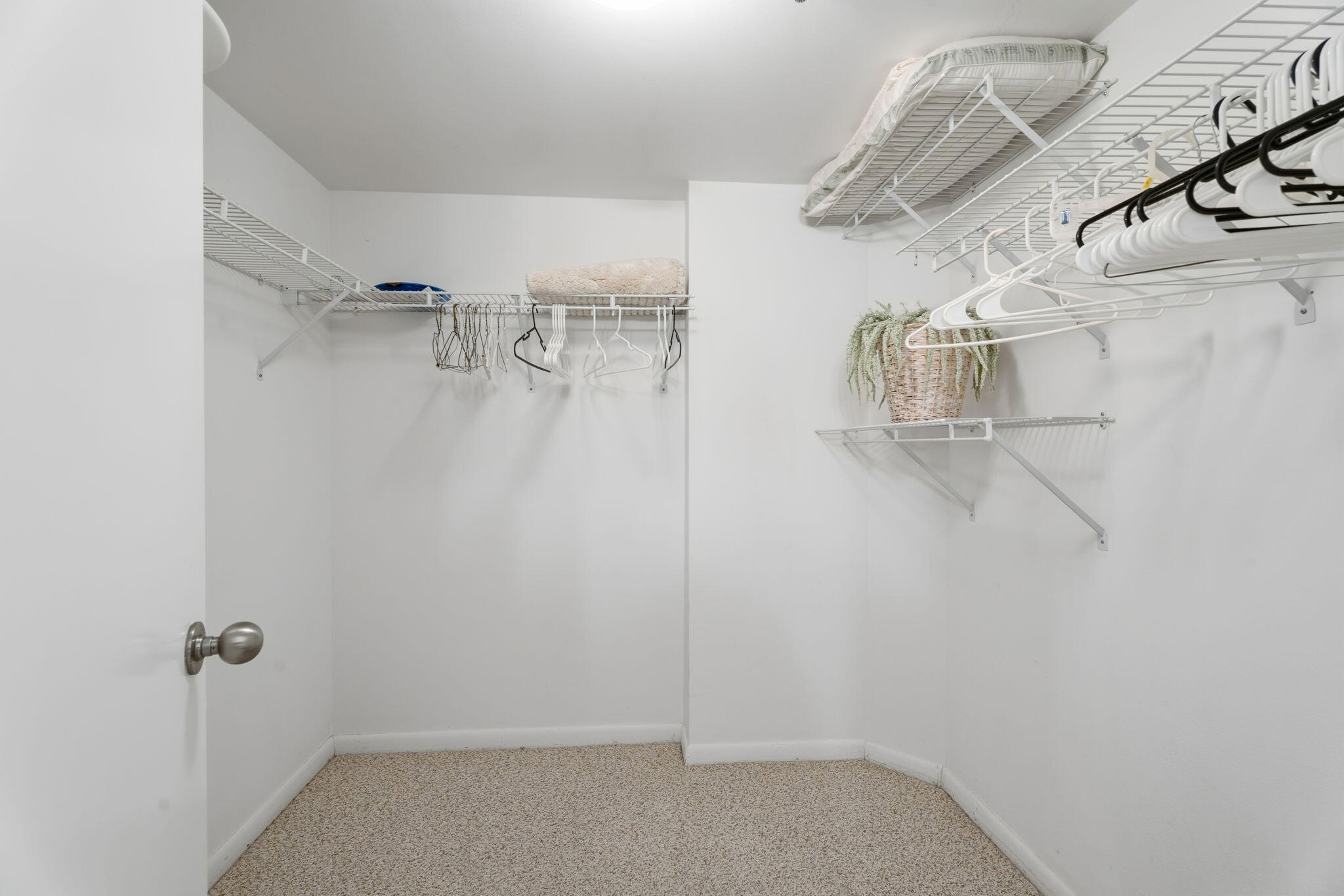 HIBISCUS BY THE SEA CONDOMINIUM - Residential Lease