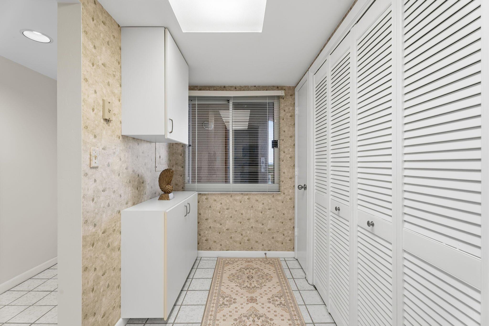 HIBISCUS BY THE SEA CONDO - Residential Lease