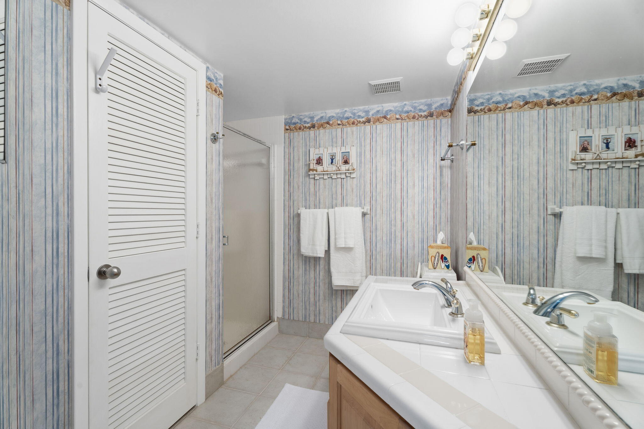HIBISCUS BY THE SEA CONDOMINIUM - Residential Lease